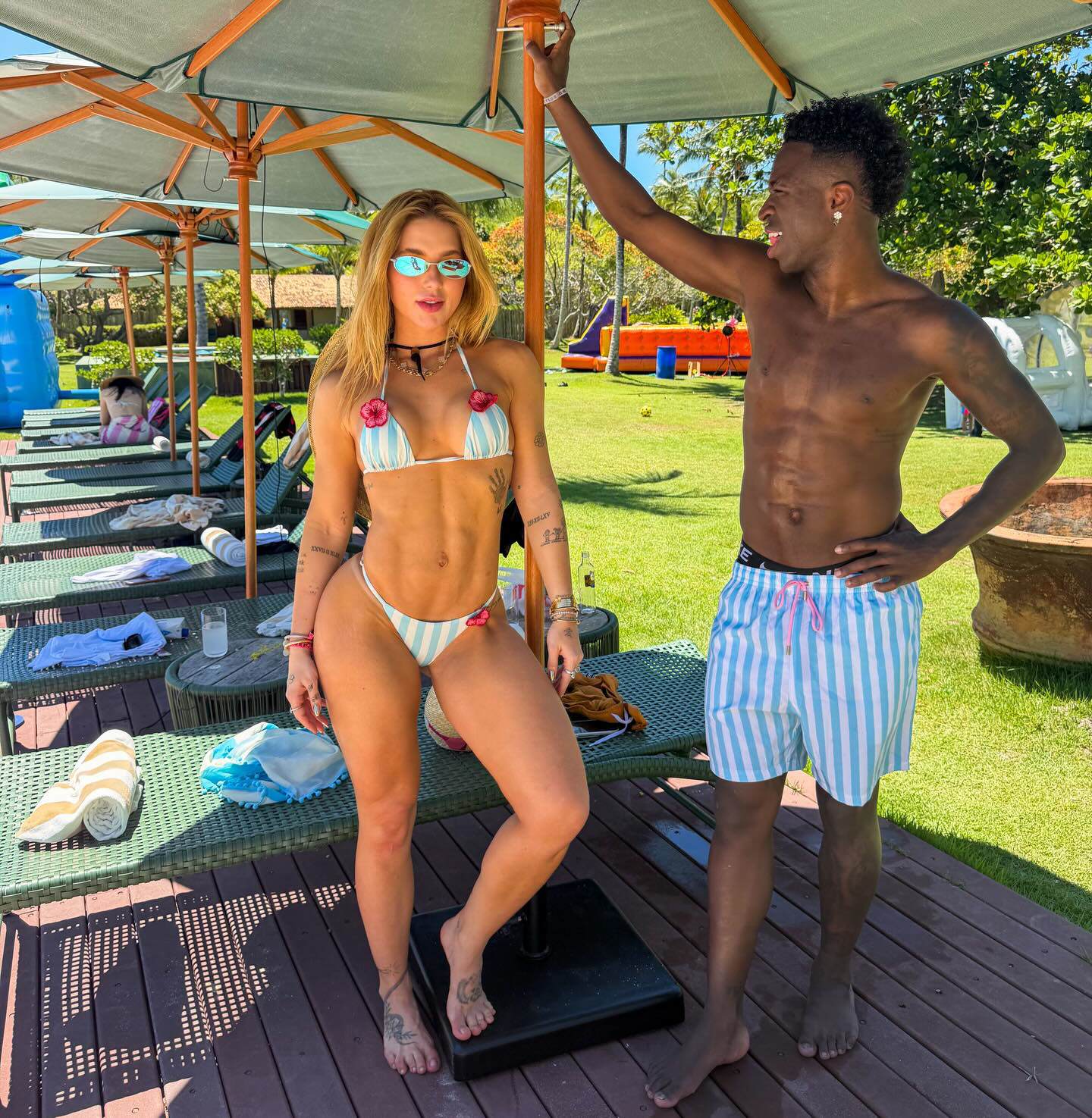 Mỹ nhân đẹp nhất World Cup: Bạn gái cũ Vinicius 3 vòng bốc lửa, nàng WAG giàu nhất thế giới - 9