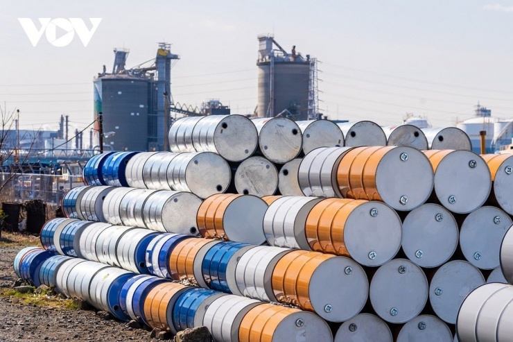 Nhập khẩu dầu thô của Trung Quốc đã giảm 20% trong tháng 4/2026