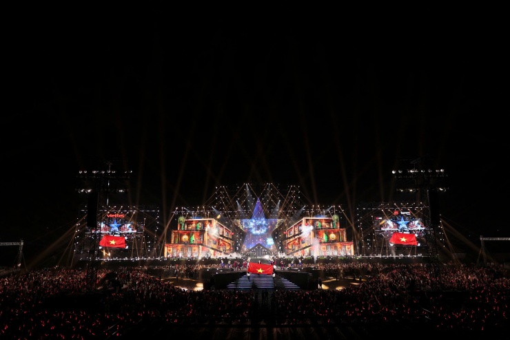 Hình ảnh mãn nhãn của concert Sao nhập ngũ 2026.