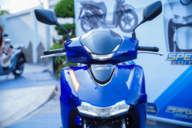 Honda SH 150i 'trong suốt' giá 235 triệu đồng - 5