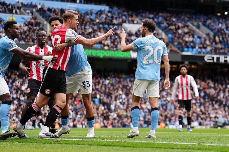 Trực tiếp bóng đá Man City - Brentford: Marmoush ấn định (Ngoại hạng Anh) (Hết giờ) - 5