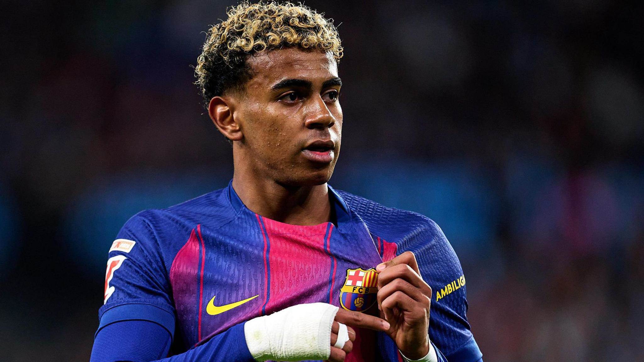 Yamal đang chơi rất hay nhưng lại vắng mặt tại El Clasico vì chấn thương