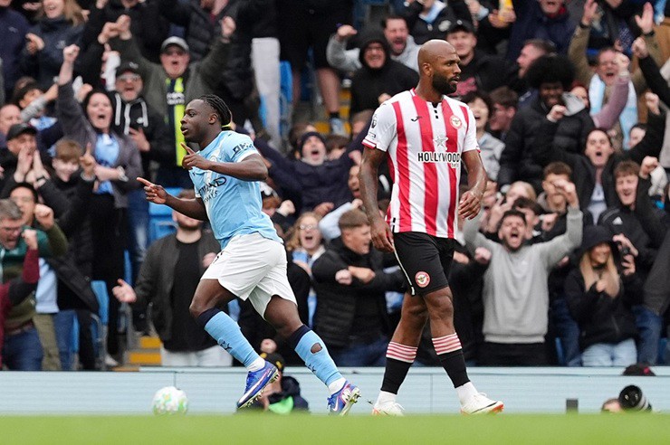 Trực tiếp bóng đá Man City - Brentford: Marmoush ấn định (Ngoại hạng Anh) (Hết giờ) - 6