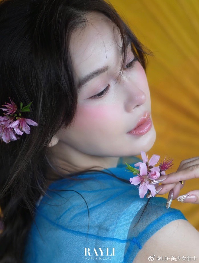 Angelababy khoe vẻ đẹp huyền ảo như tranh, như thơ - 8