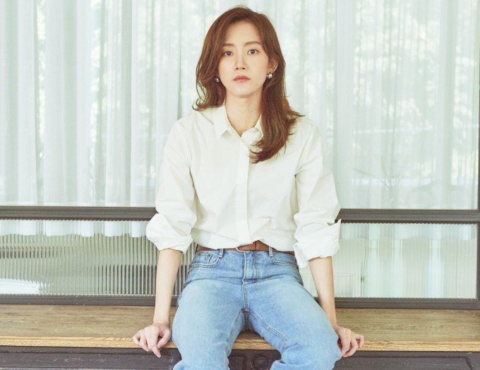 Mỹ nhân sinh năm 1986 được nhận xét trông trẻ bằng nửa tuổi thật. Ảnh: Choi Seong Hyeon Studio