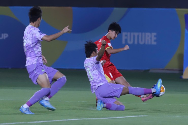 Trực tiếp bóng đá U17 Việt Nam - U17 Hàn Quốc: Bàn thua thứ 4 (U17 châu Á) (Hết giờ) - 1