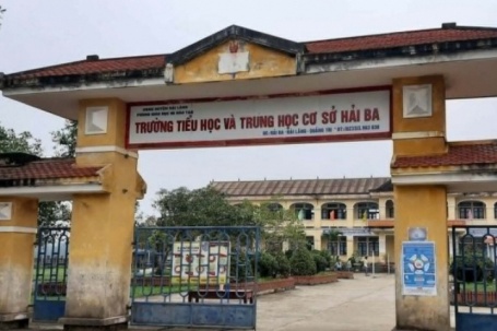 Nữ sinh lớp 7 bị nhóm bạn đánh hội đồng phải nhập viện