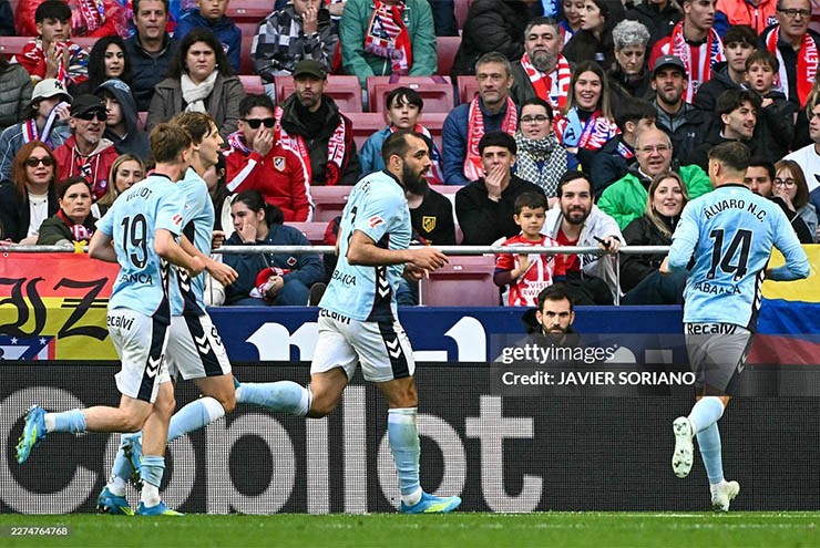 Celta Vigo ăn mừng ngay trên sân của&nbsp;Atletico Madrid&nbsp;