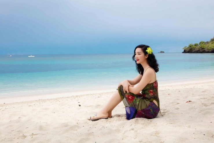 Là người kín tiếng về đời tư, Giáng My chỉ chia sẻ những khoảnh khắc an nhàn, tự tại của bản thân.