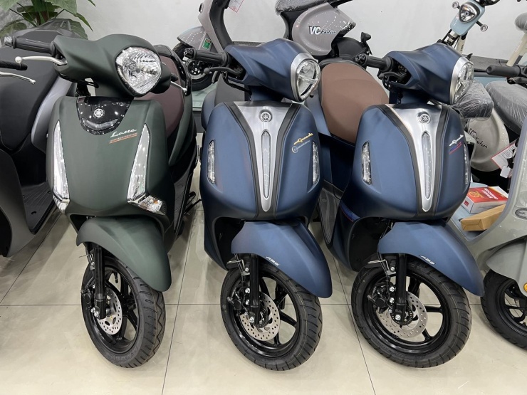 Nhiều mẫu xe Yamaha khác lại có xu hướng giảm giá nhẹ vài trăm nghìn đồng để cạnh tranh thị phần.