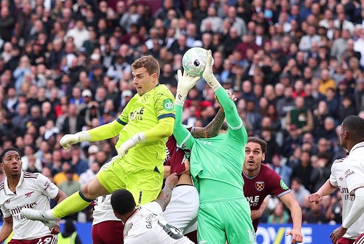 Video bóng đá West Ham - Arsenal: Bước ngoặt VAR, màn kết kịch tính (Ngoại hạng Anh)