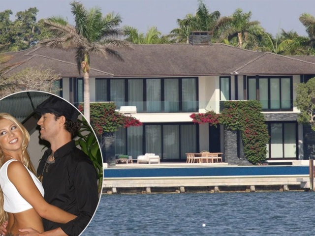 Biệt thự của Anna Kournikova và Enrique trên 'đảo tỷ phú'