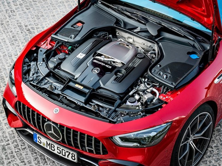 Mercedes-AMG hồi sinh trở lại khối động cơ V8
