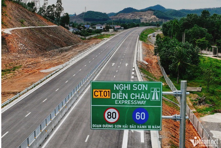 Tập đoàn Sơn Hải đề xuất bảo hành đường 10 năm, Bộ Xây dựng nói gì?