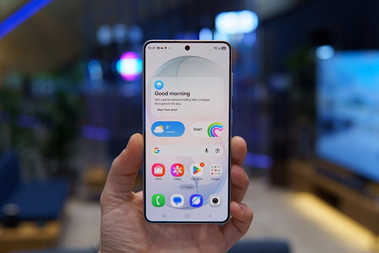Samsung sẽ trang bị màn hình M13 cho Galaxy S27 như trên Galaxy S26?