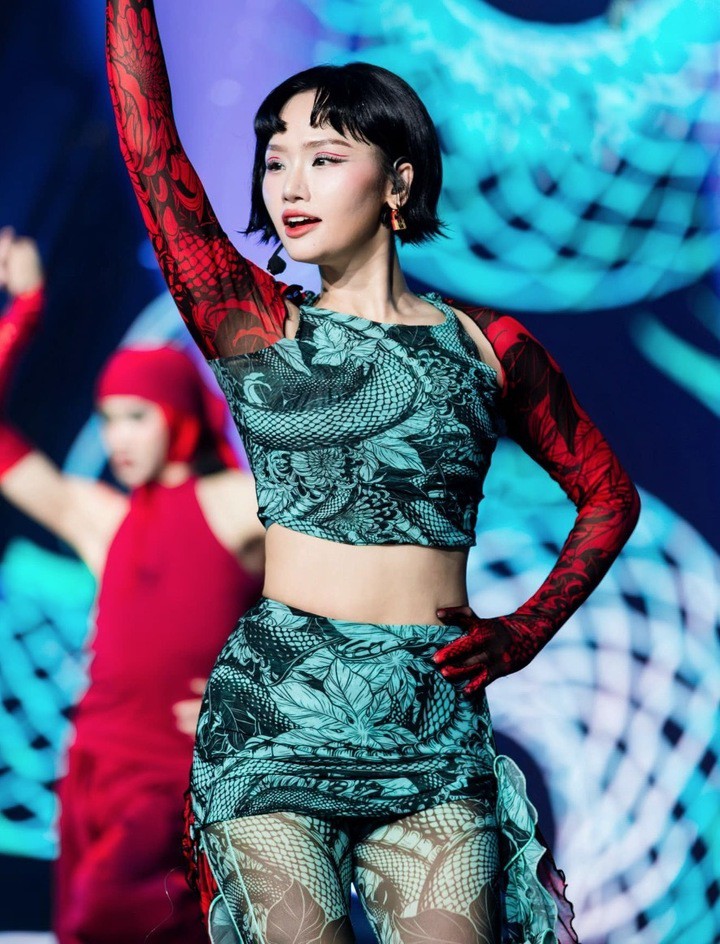 Miu Lê thành công ở cả lĩnh vực diễn viên lẫn ca sĩ.