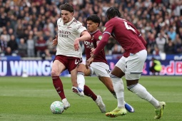 Arsenal thắng kịch tính: Arteta "quay xe" kịp thời, thiên đường vẫy gọi