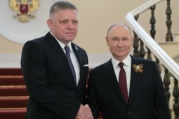 EU dọa trừng phạt Slovakia sau chuyến thăm Nga của Thủ tướng Fico