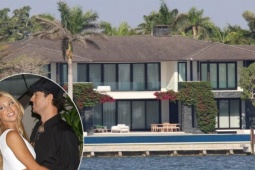 Biệt thự của Anna Kournikova và Enrique trên 'đảo tỷ phú'