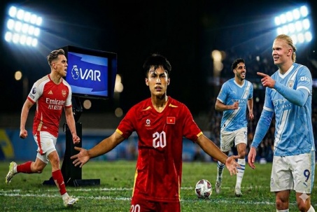 VAR giúp Arsenal chạm tay vào cúp vô địch, U17 rơi nước mắt nhận bài học lớn