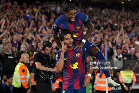 Từng bừng Rashford & Torres ghi tuyệt phẩm, sớm đánh gục Real Madrid