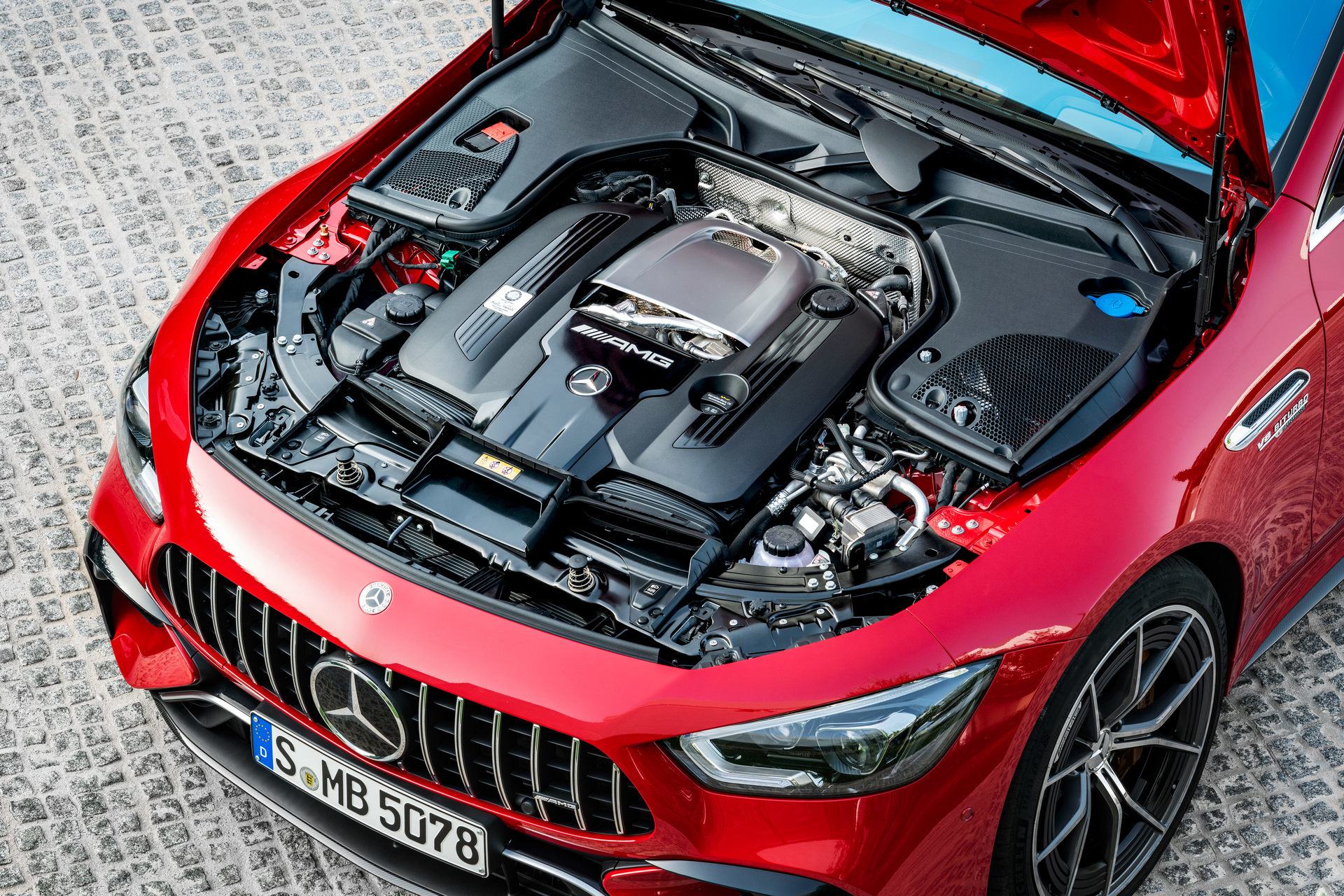 Mercedes-AMG đã chính thức xác nhận việc mang khối động cơ V8 huyền thoại trở lại.