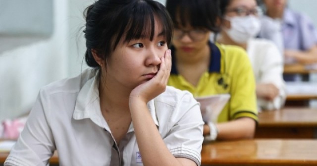 Học trò "cắn bút", ngán ngẩm vì Toán thực tế