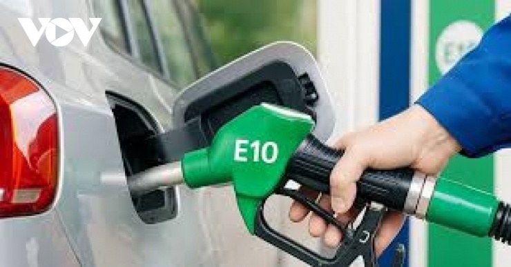 Xăng E10 hoàn toàn có thể trở thành bước chuyển đổi an toàn