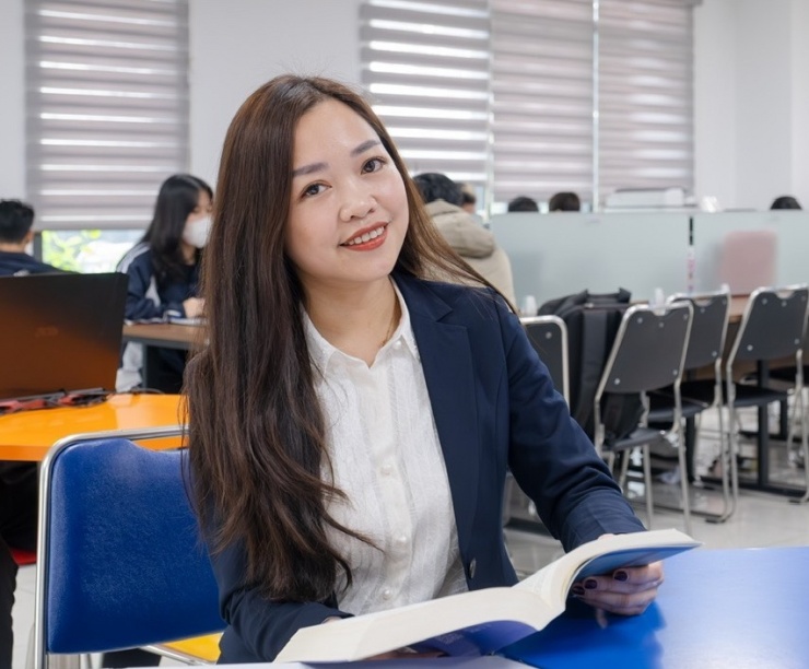 TS Đỗ Thị Hồng Liên, Giảng viên Trường Quốc tế - ĐH Quốc gia Hà Nội