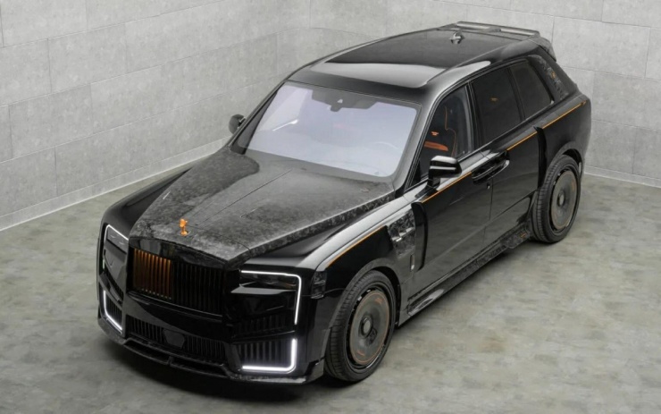 Rolls-Royce Cullinan “lột xác” với bản độ Mansory Emperor Signature - 11