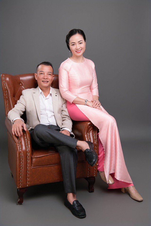 Điều ít biết về chồng doanh nhân của NSƯT Linh Huệ - Hậu ‘sida’ của ‘Gió qua miền tối sáng’ - 3