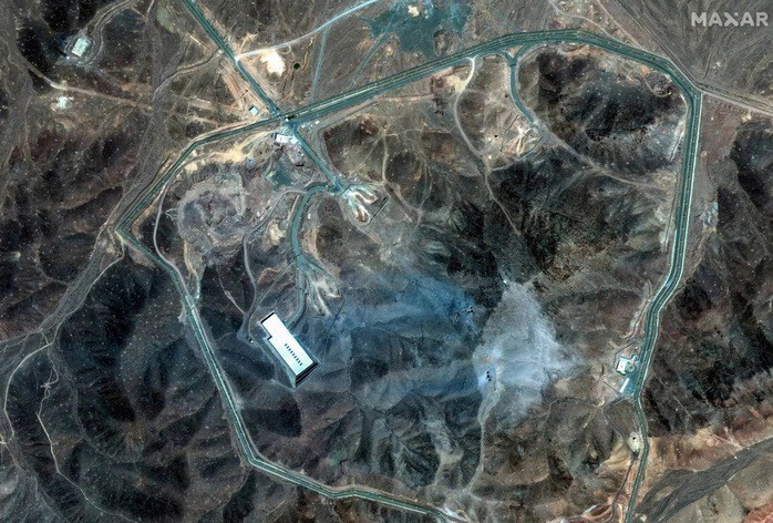 Chiến sự Trung Đông ngày 12-5: Iran tung "lá bài" uranium làm giàu 90% kèm cảnh báo cứng rắn - 1