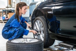 Chuyên gia cảnh báo dấu hiệu lốp xe nguy hiểm nhiều người không để ý