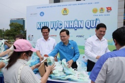 Eugica đồng hành cùng chương trình chăm sóc sức khỏe công nhân trên toàn quốc