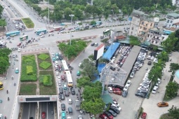 Hà Nội xây 4 'siêu' bãi xe kết hợp trạm sạc quy mô lớn, phục vụ hạn chế xe xăng vào nội đô
