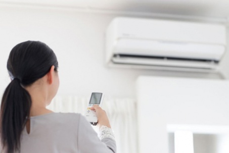Vì sao điều hòa cũ làm lạnh tốt nhưng dùng lâu cảm thấy khó chịu hơn...