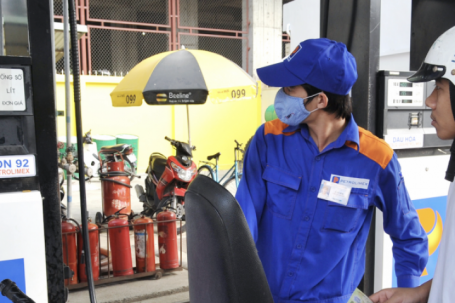 Giá xăng dầu hôm nay 12/5: Dầu thế giới tăng cao, trong nước chờ điều chỉnh