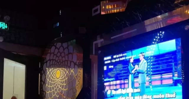 Yêu cầu tạm dừng karaoke trong thời gian học sinh ôn thi tốt nghiệp THPT