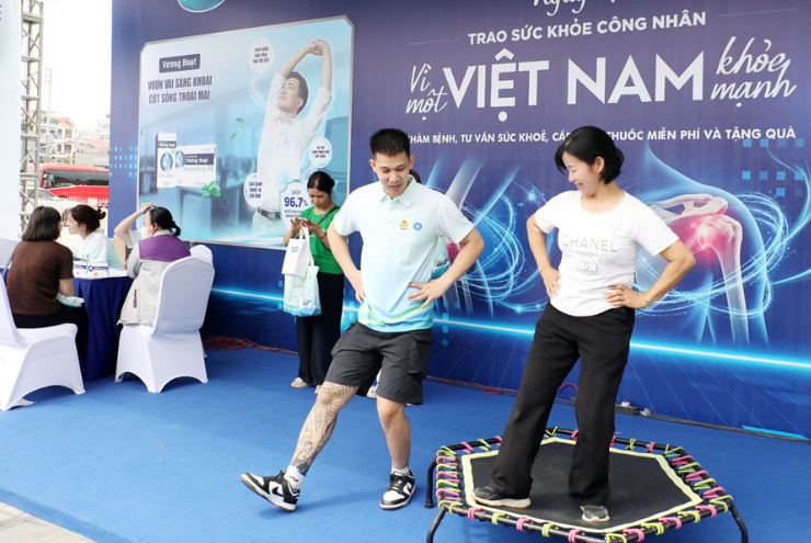 Dấu hiệu thoái hóa cột sống sớm ở người trẻ - cảnh báo từ viên xương khớp Vương Hoạt - 1
