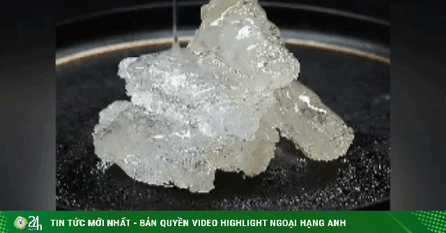 Gà rán trong suốt như thủy tinh gây sốt mạng xã hội