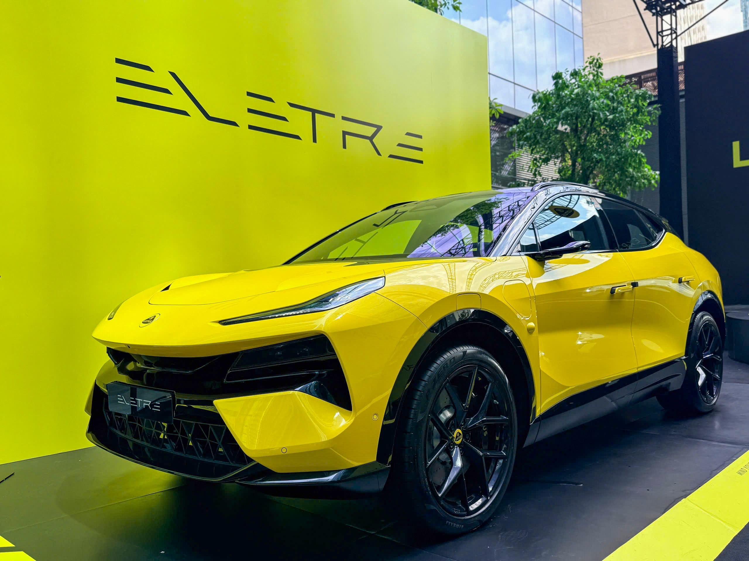 Lotus Eletre được định vị là một mẫu SUV thể thao chạy điện.