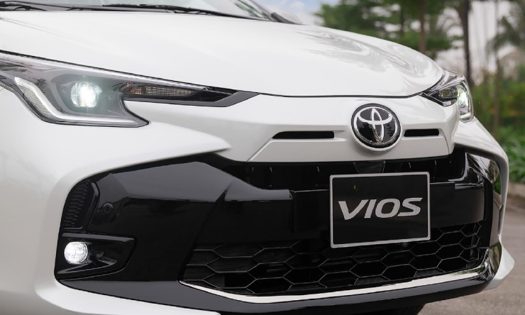 Tầm giá 400-500 triệu đồng, nên chọn Honda City RS hay Toyota Vios? - 4