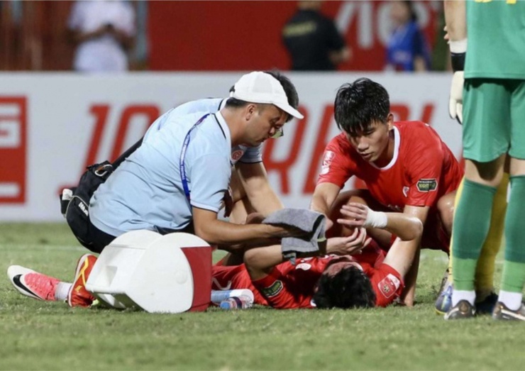 Một tình huống chấn thương tại V.League.