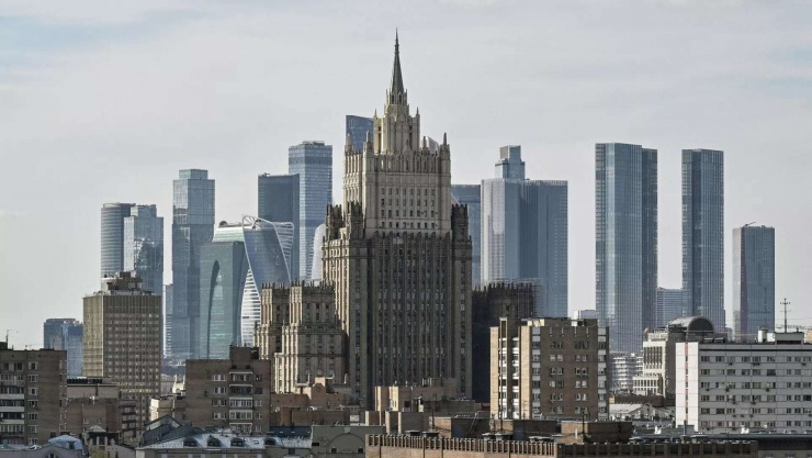 Hàng chục nghìn người Ukraine ở châu Âu đột nhiên muốn chuyển đến Nga sinh sống - 1