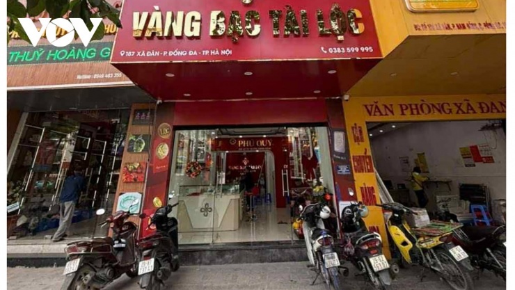 Thậm chí có cửa hàng không có khách mua bán.