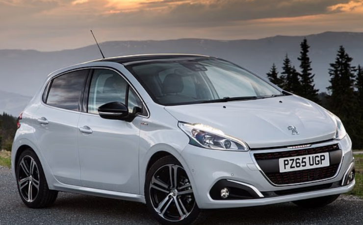 Peugeot, Citroen và Vauxhall dùng động cơ PureTech.