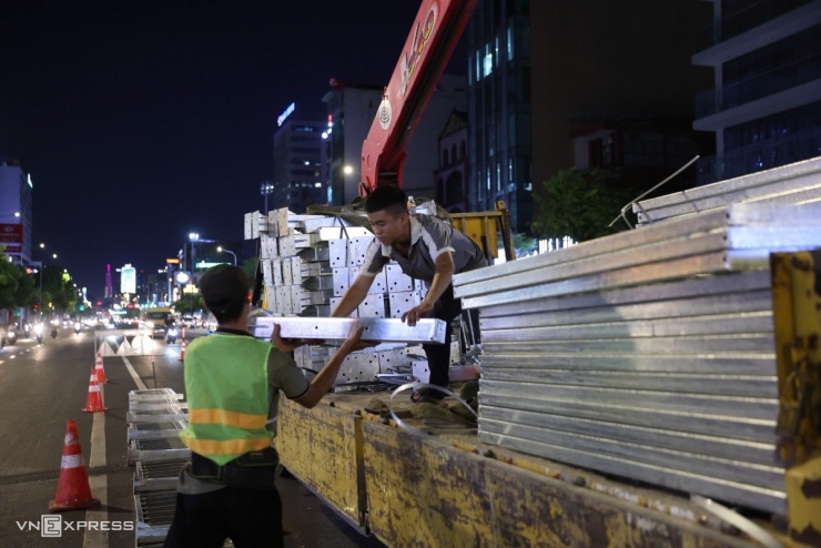 Cửa ngõ Tân Sơn Nhất kẹt cứng trước ngày phân luồng đảo chiều - 8