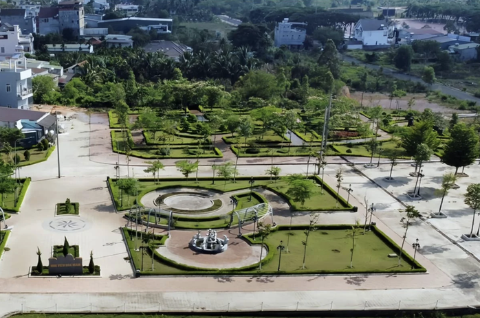 Một trong những gói thầu Công ty Cây xanh Công Minh trúng thầu trên địa bàn tỉnh Đắk Nông (cũ). Ảnh: H.D.
