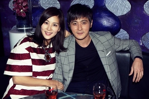 Go So Young và ông xã Jang Dong Gun. Ảnh: Nate