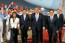 Tổng thống Trump đến Bắc Kinh